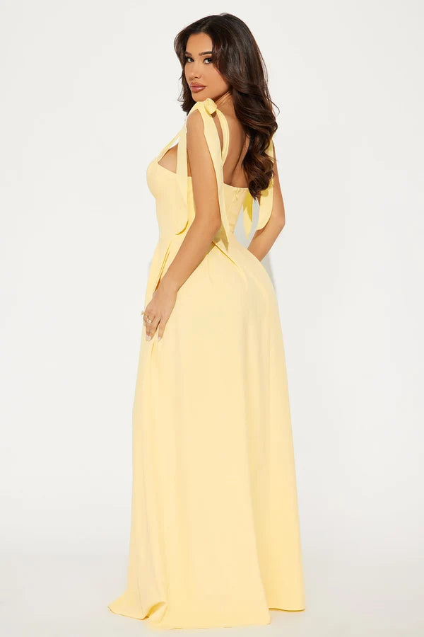 Aelinae Dress