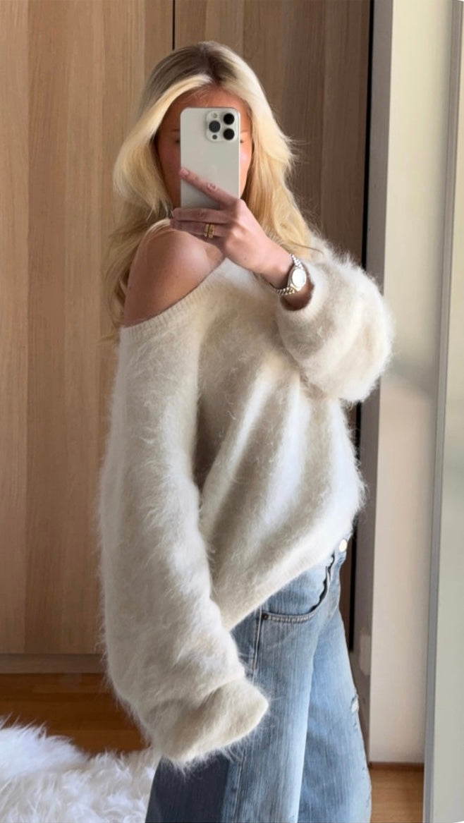 NEVA SWEATER