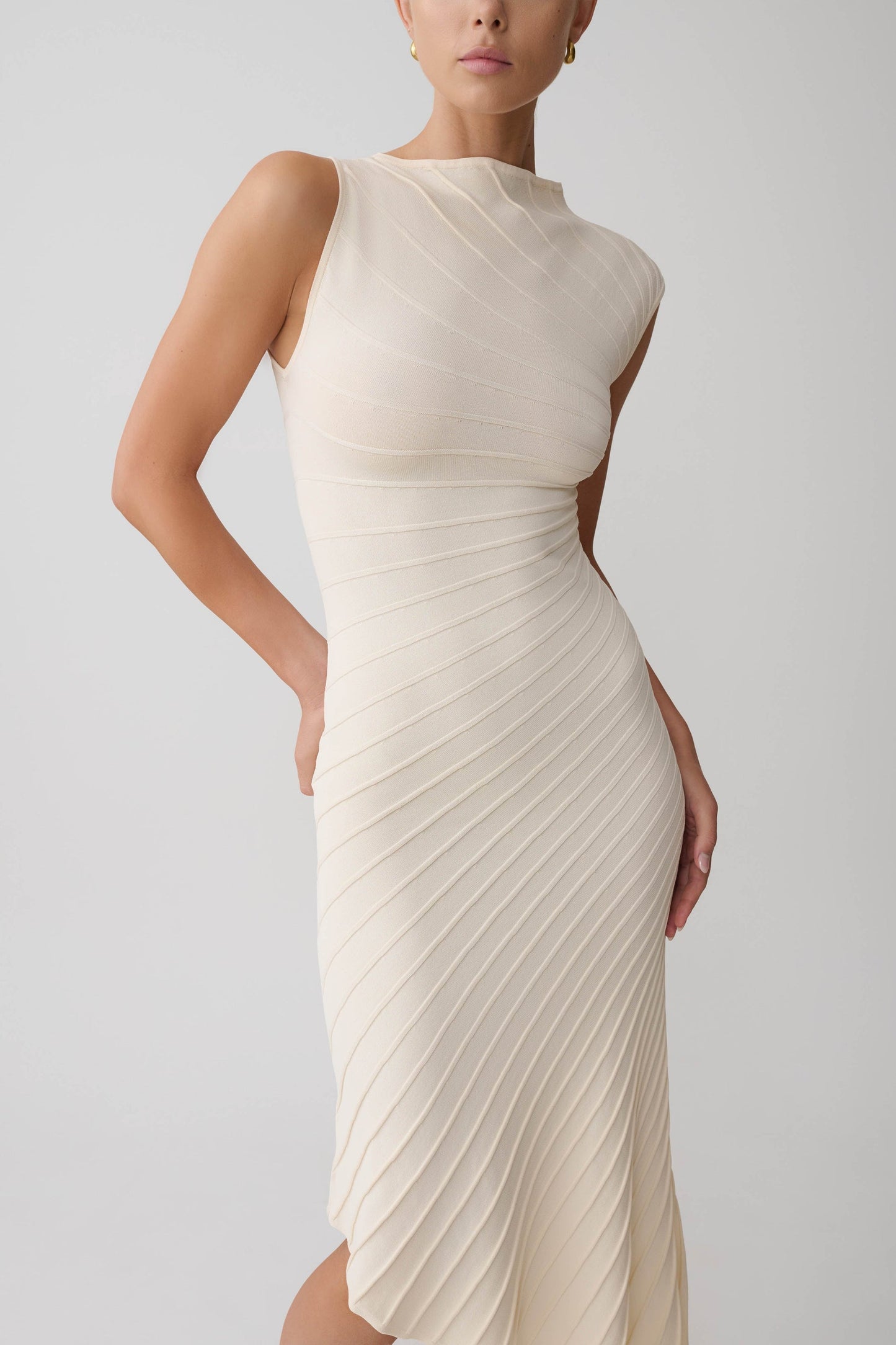 Ivorya Dress