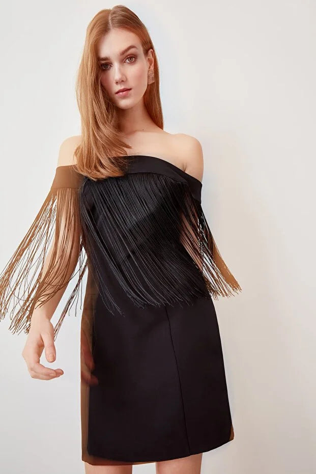 Soleneva Dress