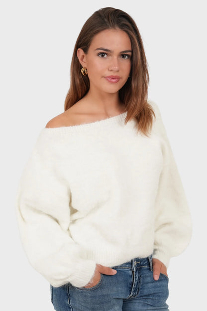 NEVA SWEATER