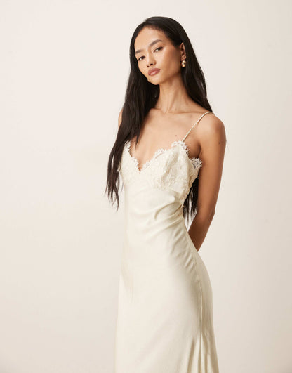 Quinette Dress
