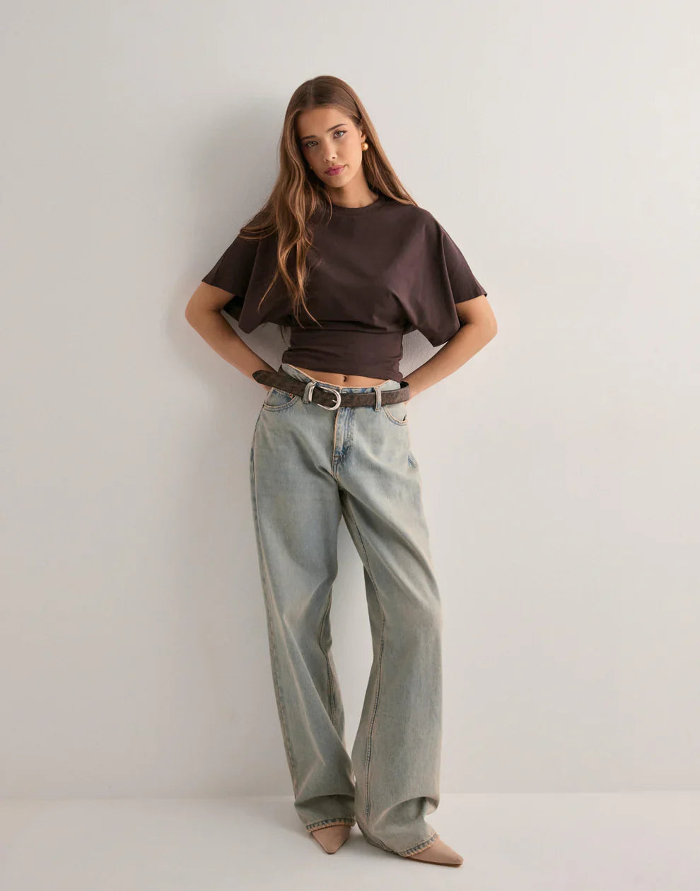 WIDE SLEEVE CROP TEE